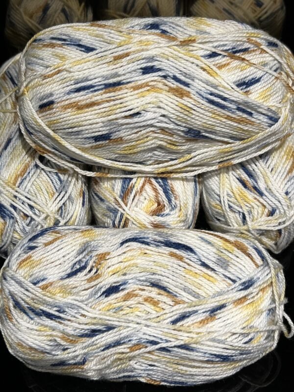 Sirdar Hayfield Variegated DK 500g Unlabelled - Image 2