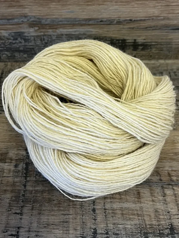 Kent Romney 100% Wool Hank Skein 100g Natural Undyed Colour, Sport Weight - Image 4
